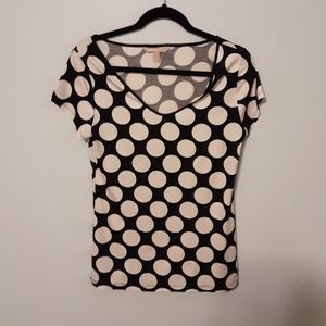 Black/white polka dot shirt